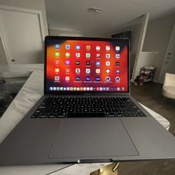 MacBook Pro 13’ 2017