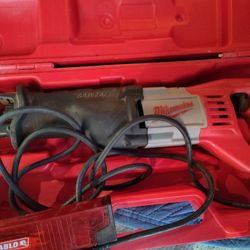 Milwaukee Full Power Corded Sawzaw