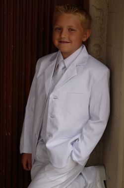 Boys White first communion Suit Size 14