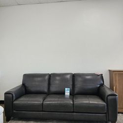 100% Leather Sofa - Brayna