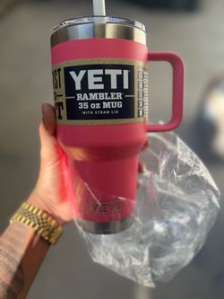 YETI Rambler 35 oz Mug with Straw Lid