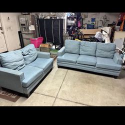 *Free Delivery* Couch Sofa Loveseat Set