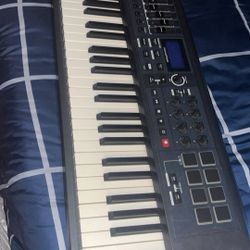 Novation Impulse 49 USB MIDI Keyboard 