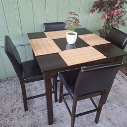 Table And Chairs (Please Check My List ✅️)