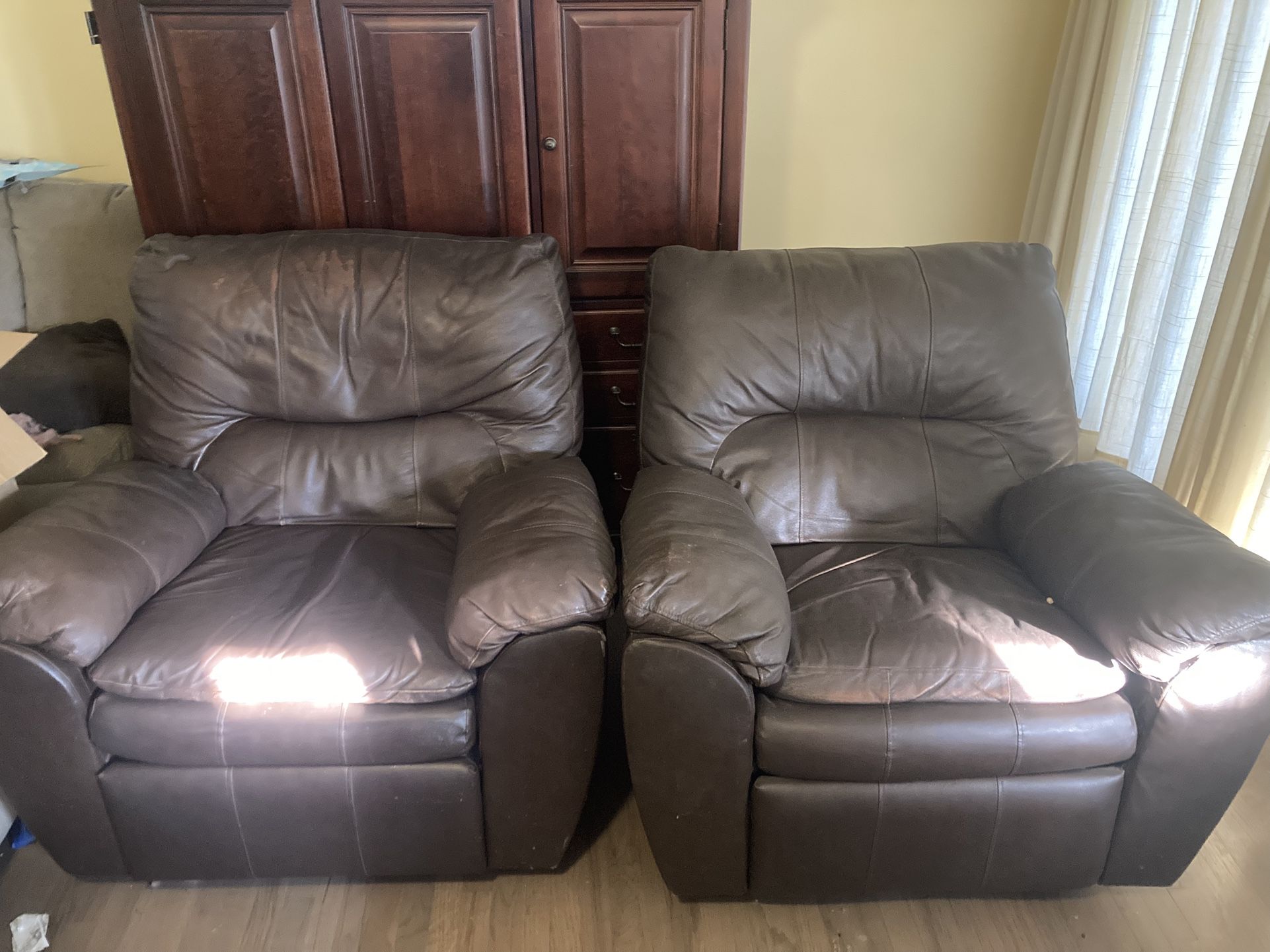 Two Leather Recliner Chairs for Sale in Covina, CA - OfferUp