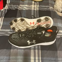 Under Armour Metal Cleats 