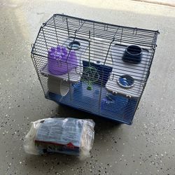 Hamster Starter House With Bedding and Extra Wheel