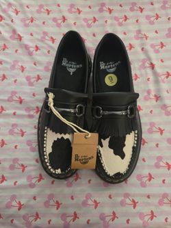 Dr. Martens Cow Print Kiltie Loafers Size 9