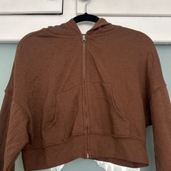 medium brown crop sweater 
