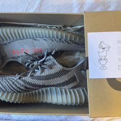 Yeezy 350 V2 Beluga 2.0 Size 10 Mens (w/ box)