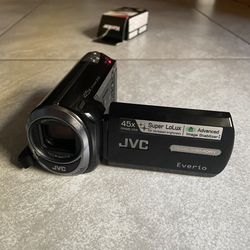 JVC Everio “vhs” Video Camera 