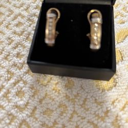 Gold  Diamond Clip Earring .