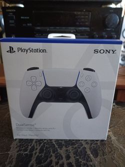 PS5 CONTROLLER BRAND NEW IN BOX $70 FINAL PRICE READ DESCRIPTION