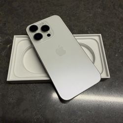 iPhone 15 pro unlocked