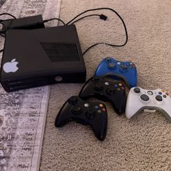 Xbox 360 With Kinect, 4 Controllers, & Bunch Of Games