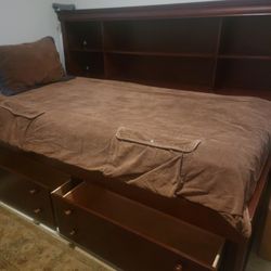 Twin Wood Daybed