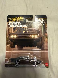 Hot wheels premium Dodge Charger fast and furious