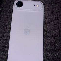iPhone Air 256GB Cloud White