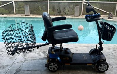 GOLDEN BUZZAROUND XL HD | 4-WHEEL MOBILITY SCOOTER