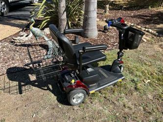 3-Wheel Scooter