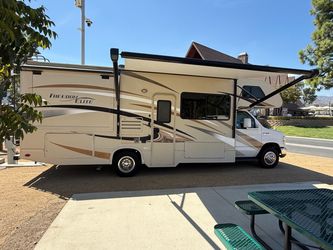 2016 Thor Freedom Elite - Amazing Condition