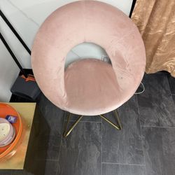 Dusty Rose/Peach/ Light Pink Round Accent Chair