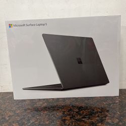 Microsoft Surface Laptop 5