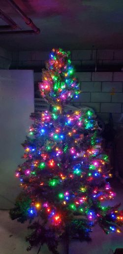 Home Accents 7.5 Foot Xmas Tree