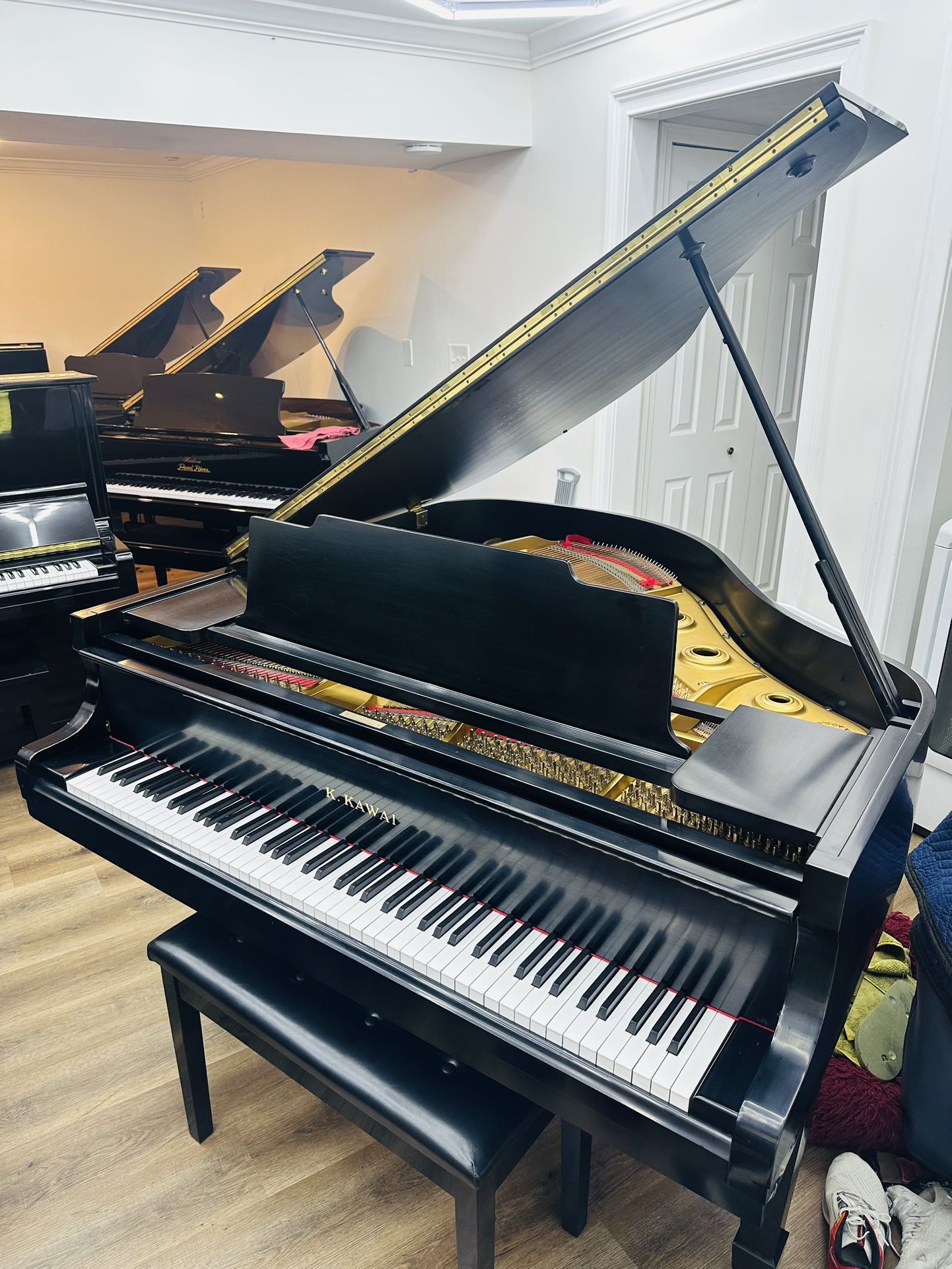 Kawaii baby grand Piano-3800$