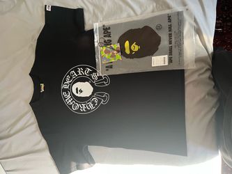 A Bathing Ape  Graphic T-Shirt size Medium