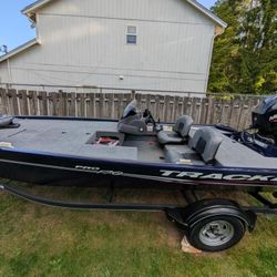2019 TRACKER PRO TEAM 170