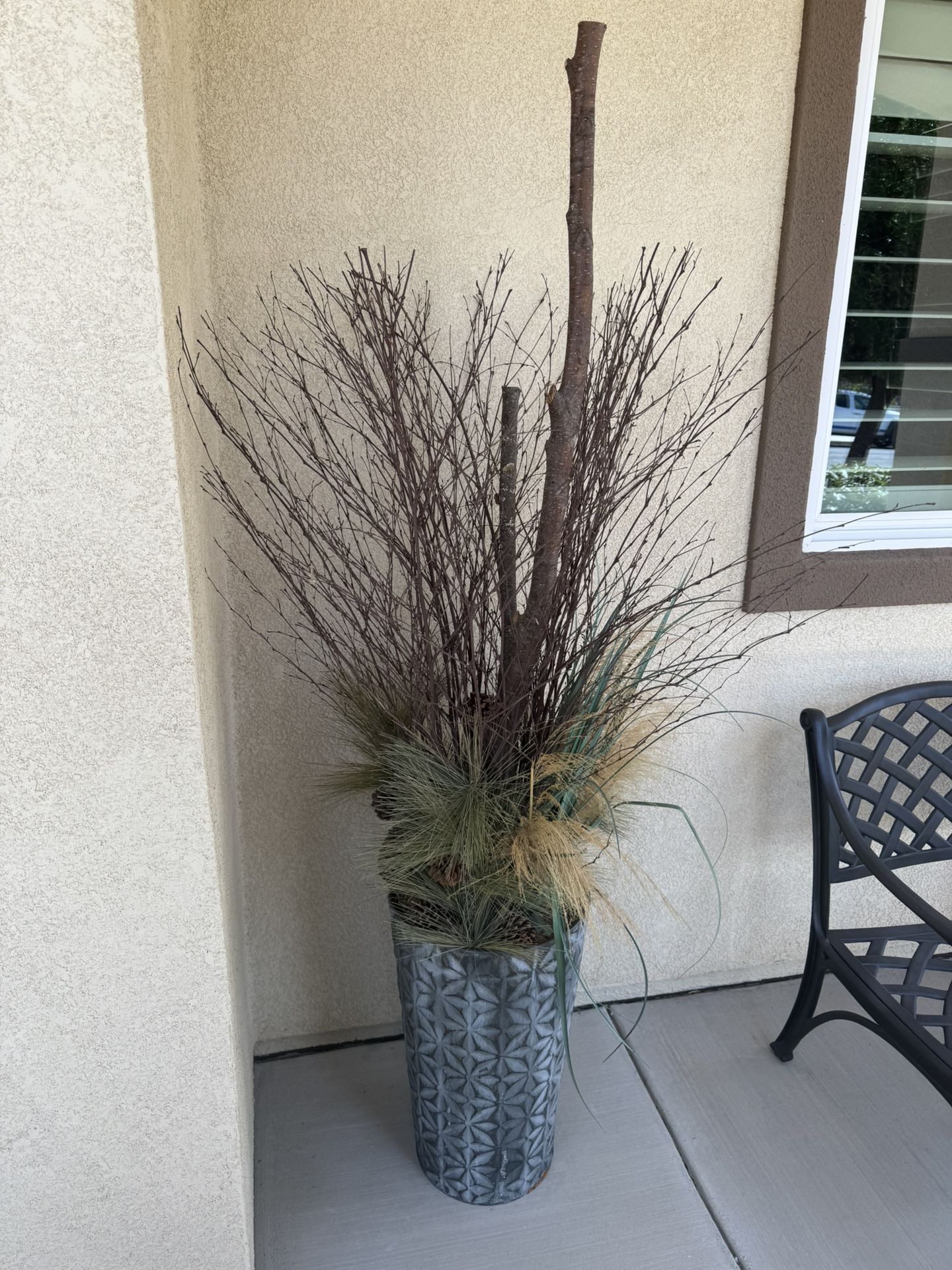 Plant Decor With Vase Thingy