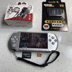 PSP 3000 Silver With 100 Games Installed 