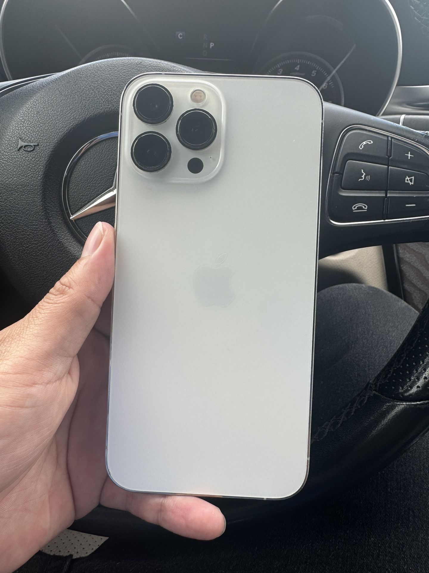 iPhone 13 Pro Max 128GB White - Unlocked & Ready!