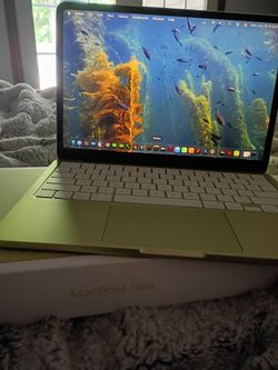 Macbook Neo 245 gb