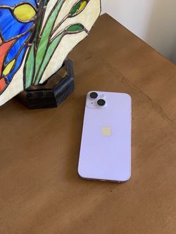 iPhone 14 ( Unlocked) 128gb Purple color