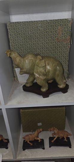 Antique estate jade green baby elephant