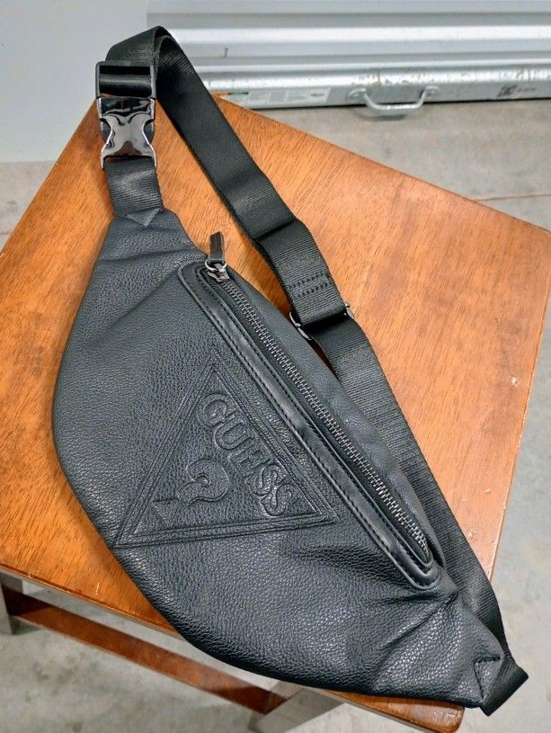 Guess Black Leather Fanny Pack Waist Bag For Men And Women