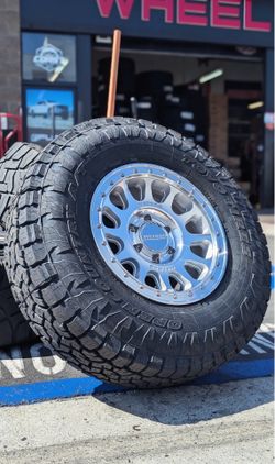 Any sizes available 📢 Toyo AT3 with Method 709HD in Machined