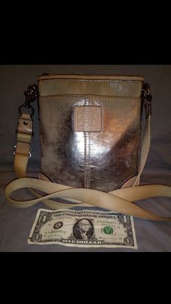 Small Coach crossbody