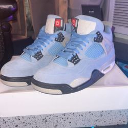 Jordan 4 Unc Blue 