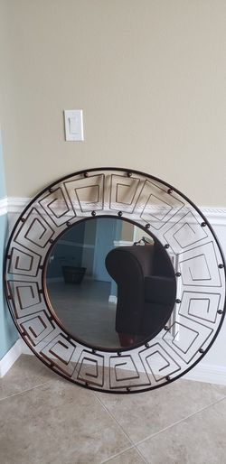 Kirkland Mirror