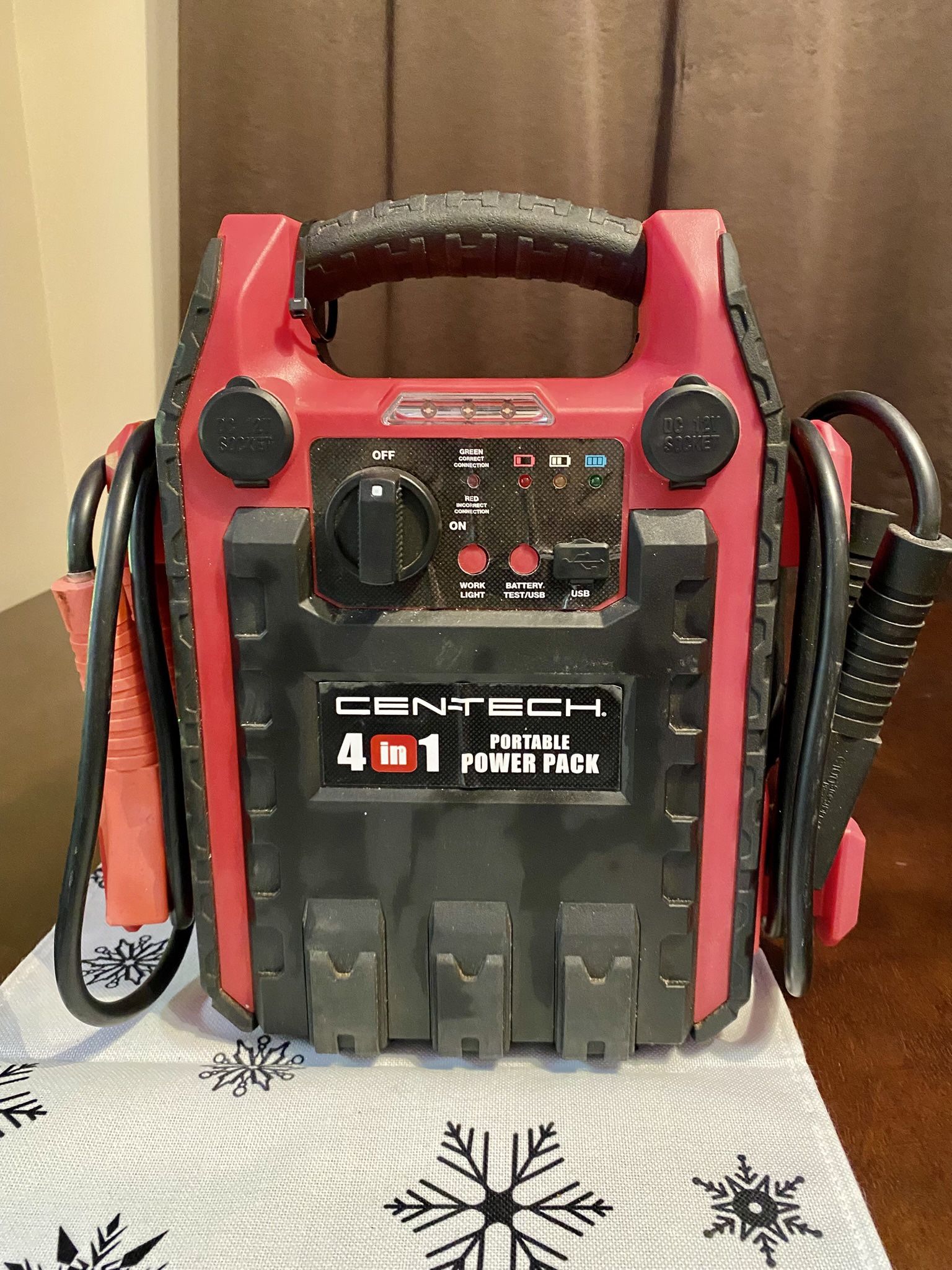 Cen-Tech 4 In 1 Portable Charger