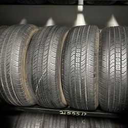 SET OF TIRE 215 55 17 MICHELIN 85% LIFE