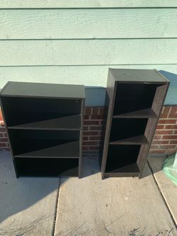 (2) Bookcases / Bookshelves