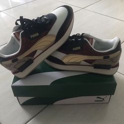Puma Sneakers