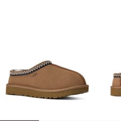 Brand New UGG Slippers Still Unboxed 