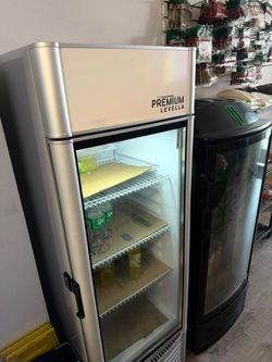 Comercial freezer