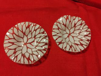 SYDENSTRICKER 2 FUSED GLASS TRINKET DISHES