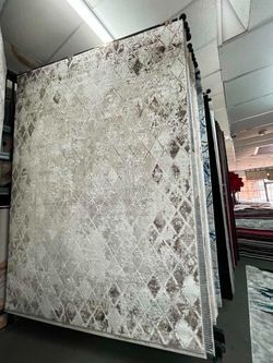 Large Area Rug Diamond Pattern Gray Beige